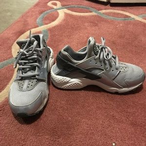 Nike Huarache Sneakers